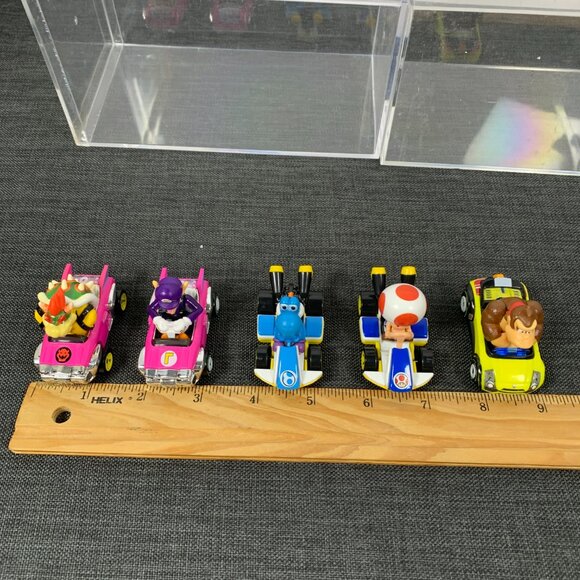 Lot of five Hot Wheels Mario Kart 1:64th Die-Cast Racer Vehicles - Picture 11 of 11